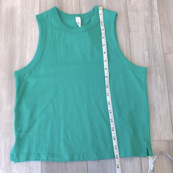 Lululemon Top - Picture 4 of 6